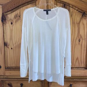 French Laundry white cream long sleeve asymmetrical hem blouse size M - NWT